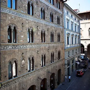Pierre Hotel